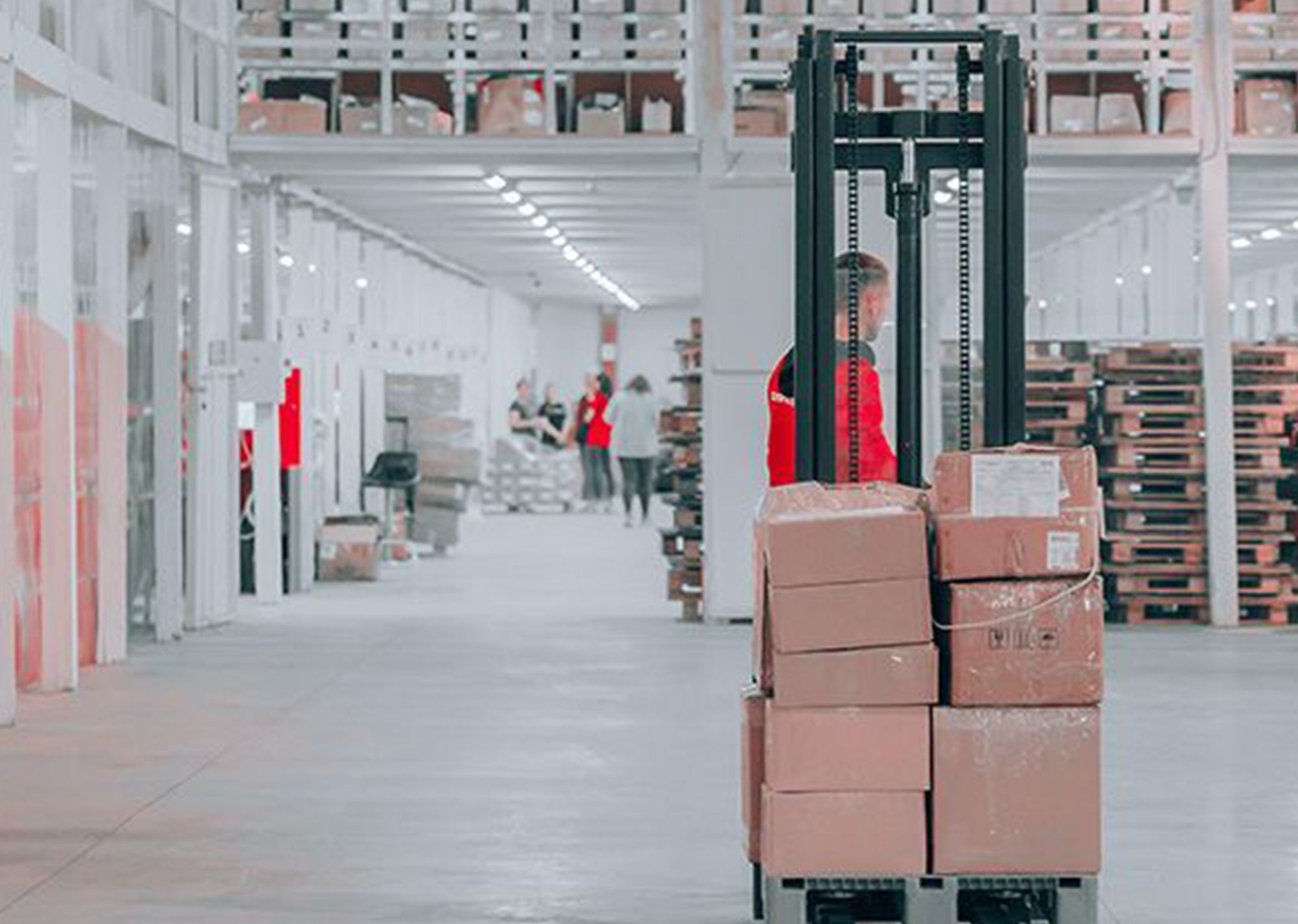 Improve logistics management with tech